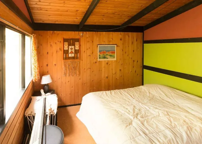 Architectdesigned 1976 Summer House Near